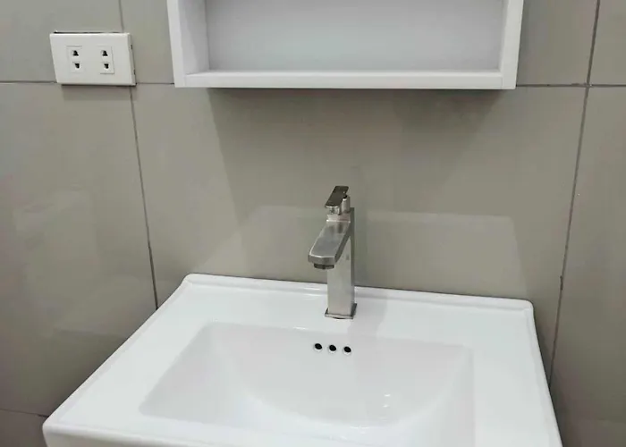 Stay Manila Hostel *