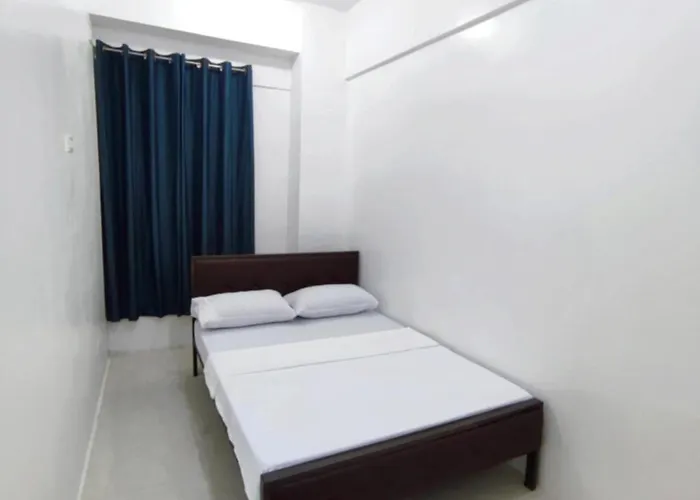 Stay Manila Hostel *
