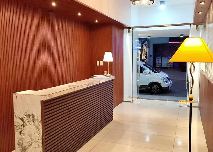 Stay Manila Hostel *
